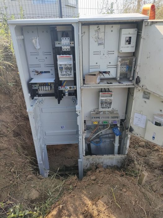 Elektryk Usługi elektryczne !