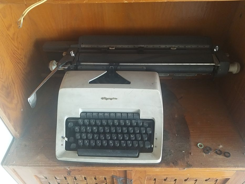 Vintage Typewriter