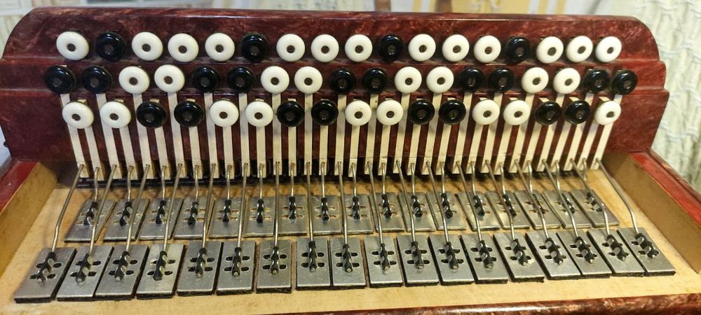 Баян Тембр продам