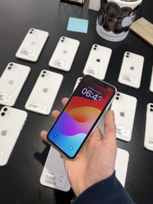 Iphone 11 - 64 Gb , White , UnlockUSA , NeverLock