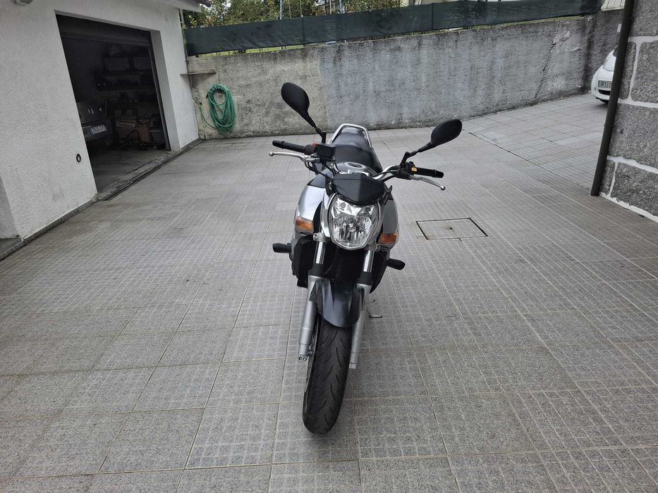 Suzuki GSR 600 de 2008
