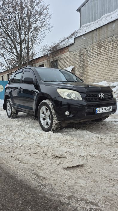 Продам Тоету Рав4 в хорошем состоянии