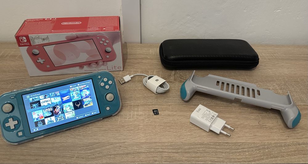 Nintendo Switch Lite!! Mega zestaw!! Etui ze stopką! Karta SD! Dowóz!!