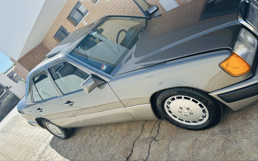 Mercedes E 300 D W124