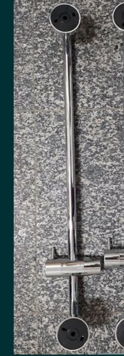 Suporte de parede para chuveiro metálico e regulável (1 unidade)