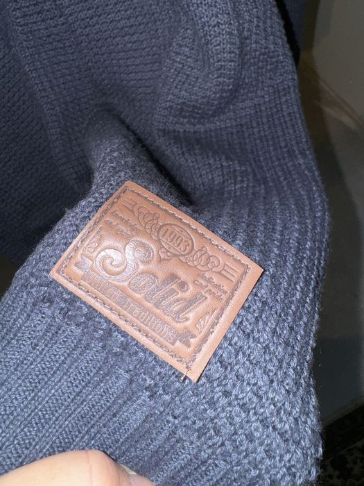 Sweter z guzikami granatowy M