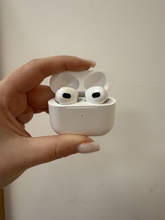 Продам навушники Air pods 3