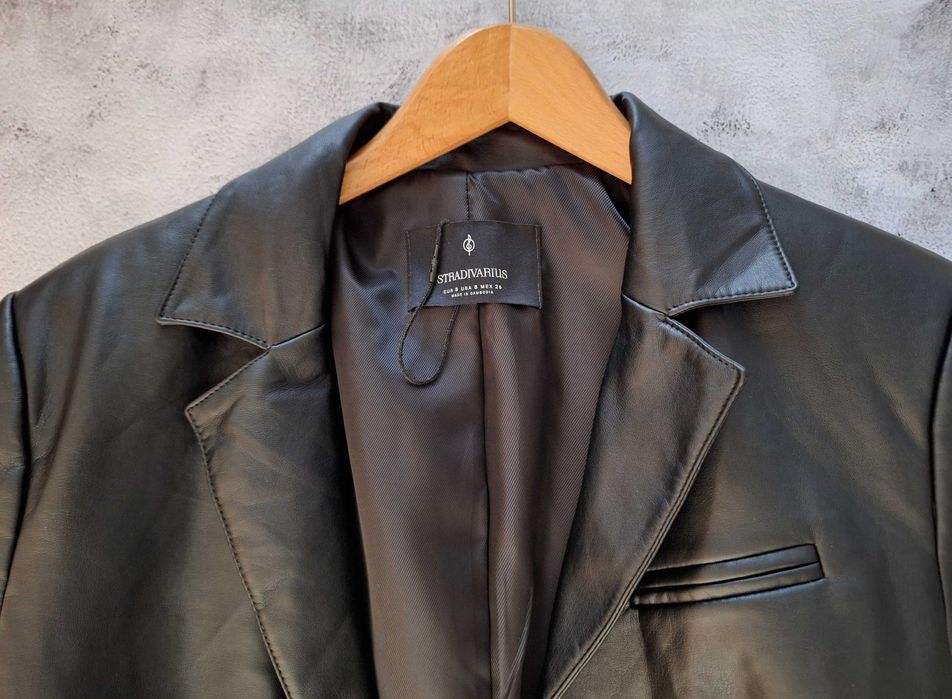 Czarna Marynarka Żakiet Blejzer Imitacja Skóry Eko Skóra Stradivarius
