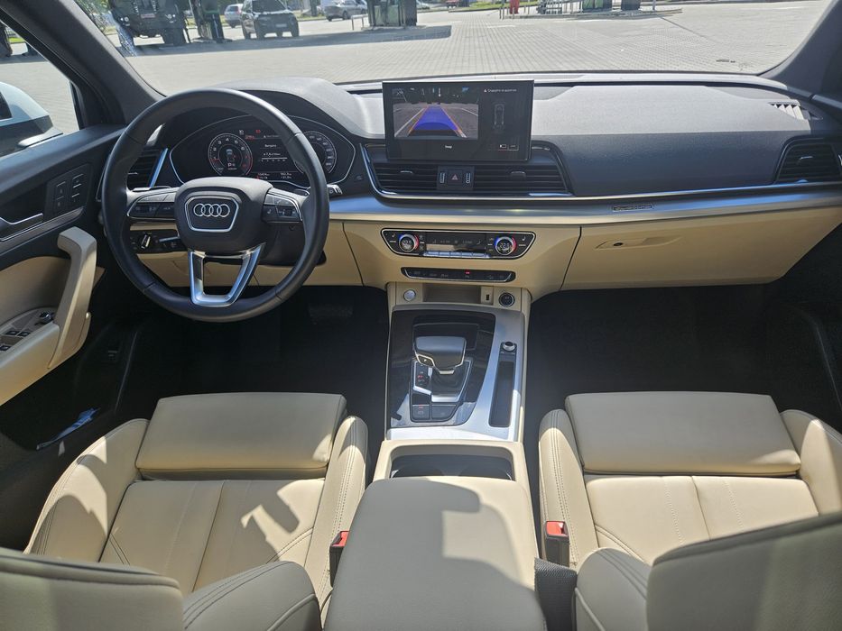 Audi q5 45 tfsi 2025 рік