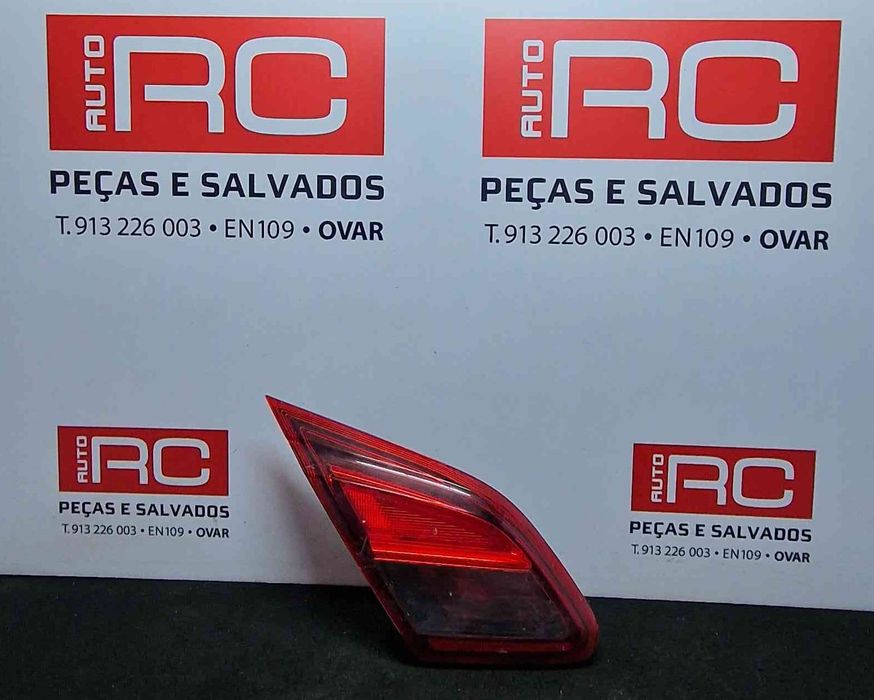 Farolim da Mala Esquerdo 39012623 - OPEL CORSA E