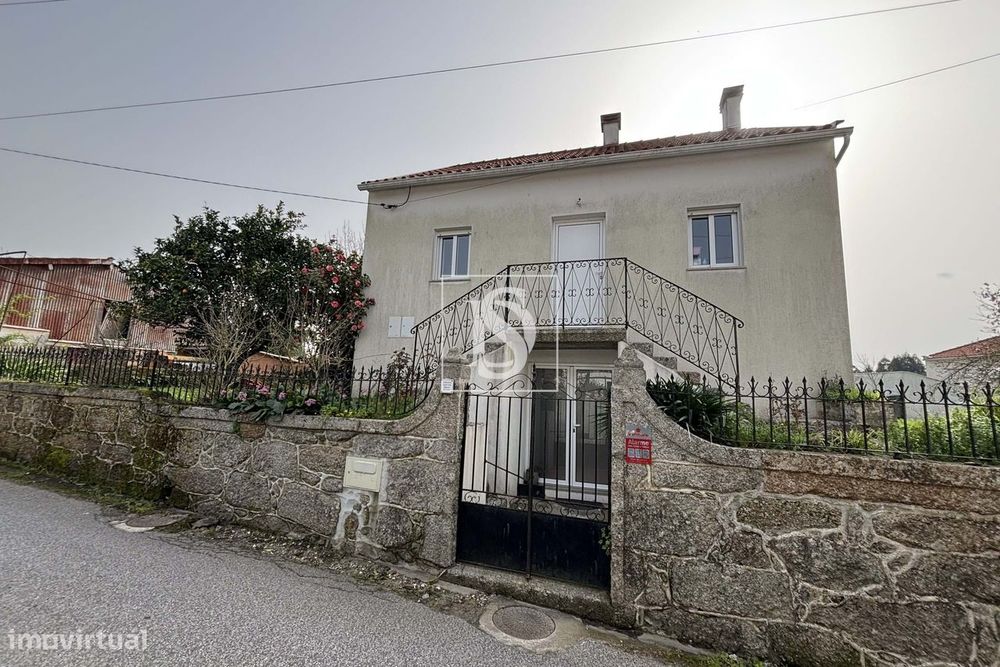 Moradias T2 e T1 em Alvarim