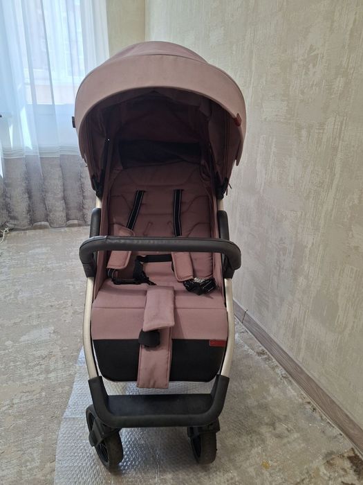 Продам коляску Carrello Echo прогулянкову б/у