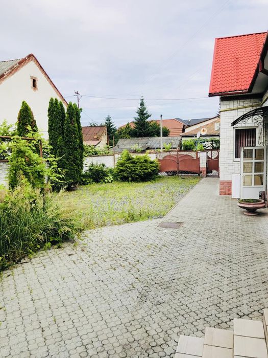 Комерція в Мукачеві