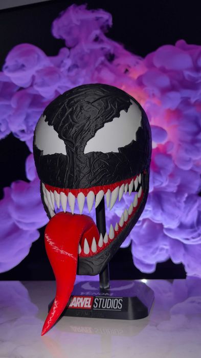 capacete 3d de sangrento venom