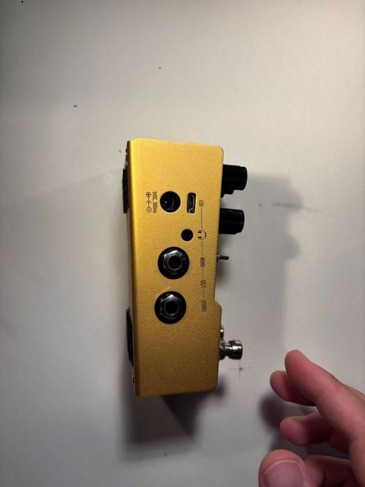 Walrus Audio Mako  ACS1 Amp + Cab Simulator 2021 - 2024 - Gold