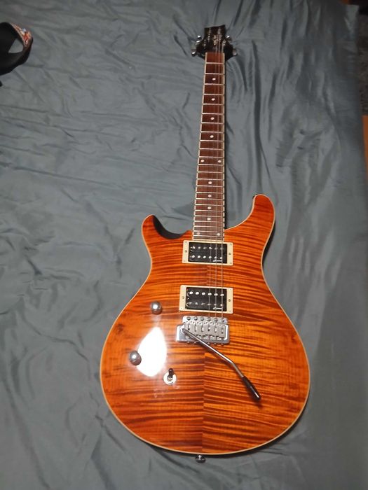 Harley benton guitarra