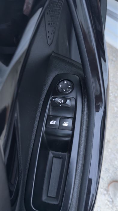 Peugeot 208 GTI Pack – 2012 | 177.000 km - NACIONAL