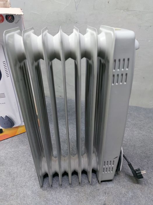 Масляний обігрівач Saturn