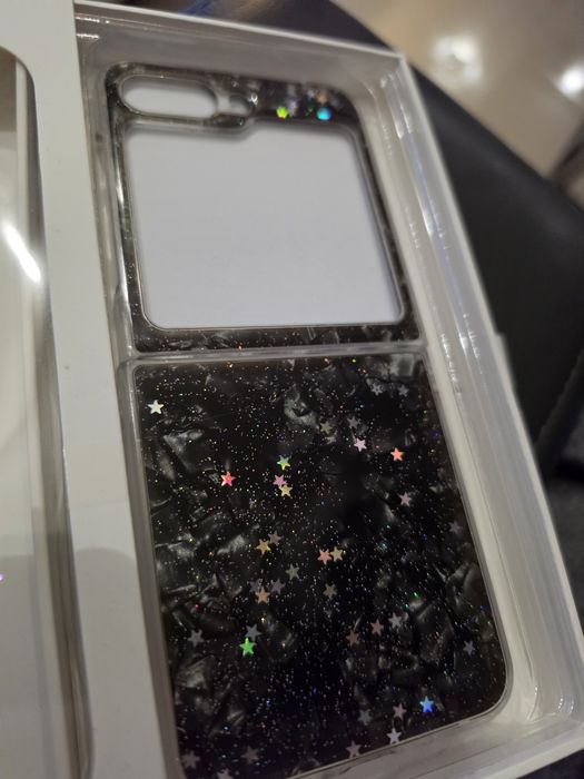 Używane etui do samsung z flip5