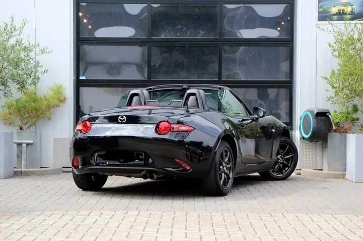 Mazda MX-5 SKYACTIV-G 131 Exclusive-Line