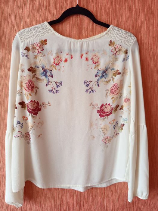 Красива блуза Springfield