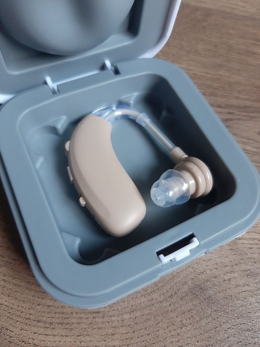 Слуховий аппарат. можливо 2шт .Висока якість. Зарядка як в телефоні