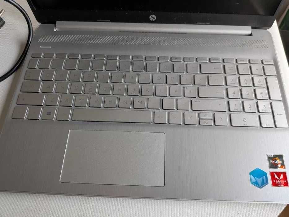 Portátil HP 15s-eq0027np