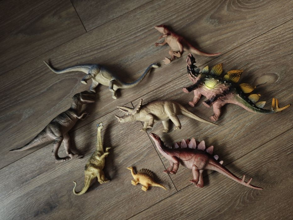 Dinozaury figurki