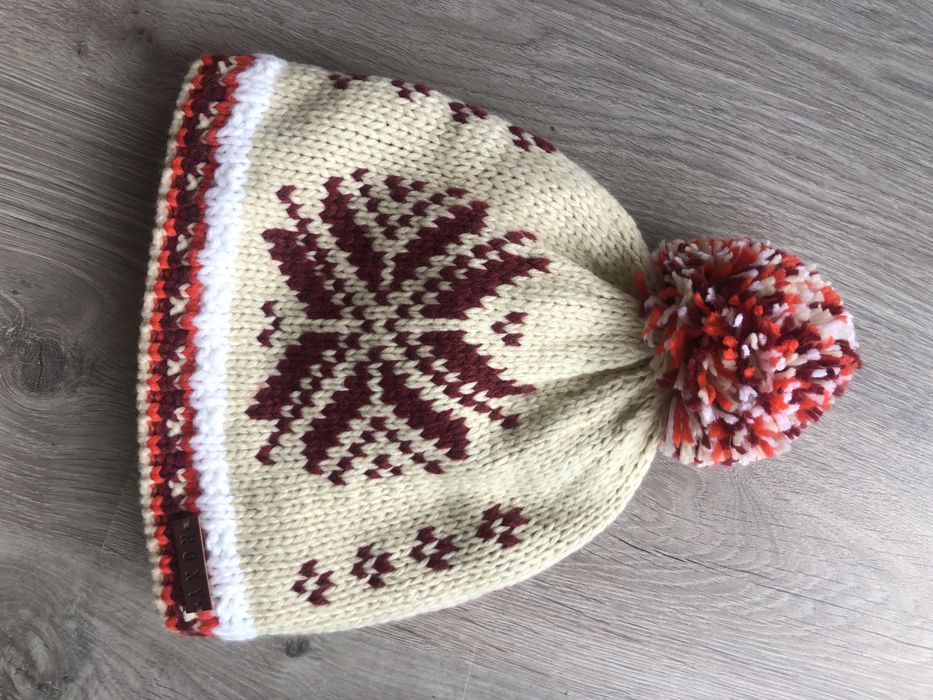 Gorro Roxy com forro polar interior