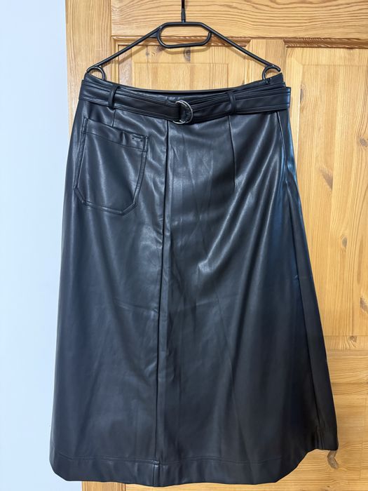 Piękna długa spódnica