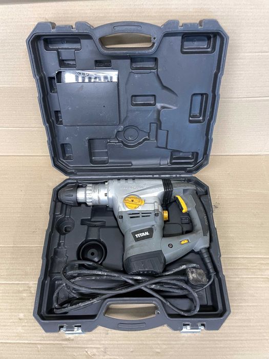 MOCNA Młotowiertarka Młot udarowy 1500W 8J Titan TTB278SDS F-VAT