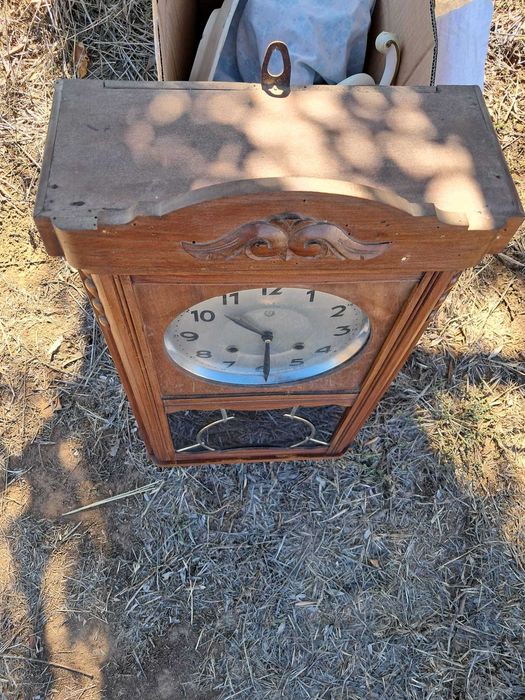 Relogio de parede antigo - Reguladora