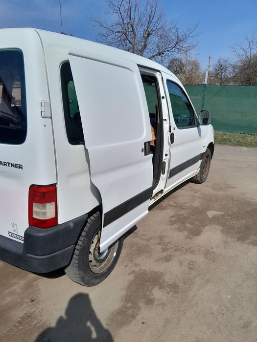 Продам Пежо Партнер.