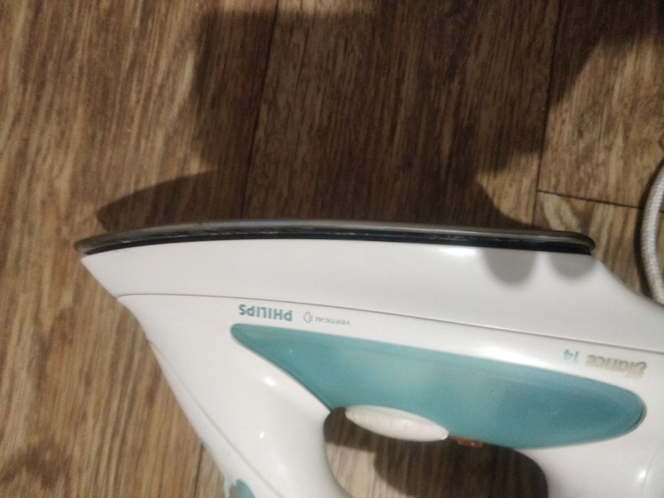 Утюг Philips Elance 14