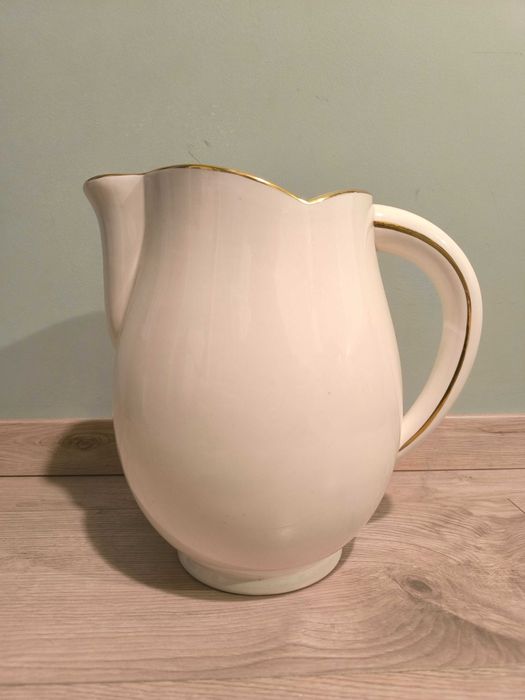 Duży Wazon, porcelanowy, wysokość28 cm biały ze złoceniem retro vintage