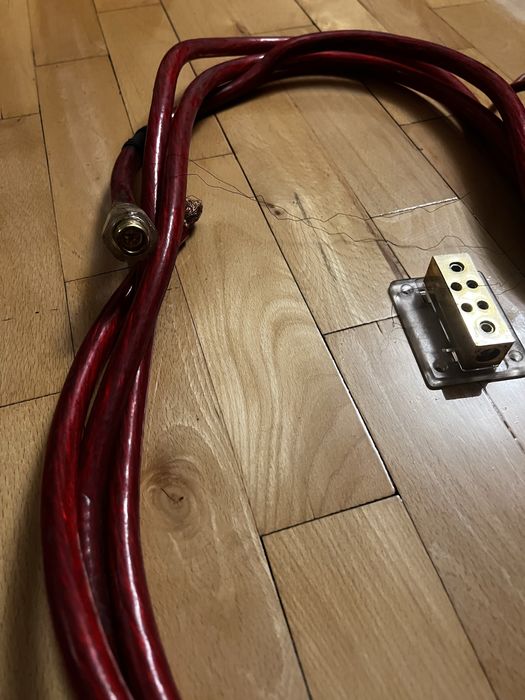 Grube kable do wzmacniacza car audio 4GA + bezpiecznik + rozdzielacz