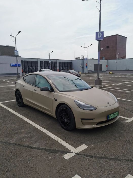 Tesla Model 3 Tesla Model 3 Long Range AWD