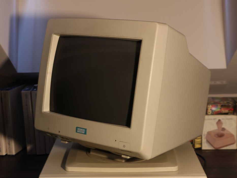 Monitor CRT Siemens Multisync AUM-1381A