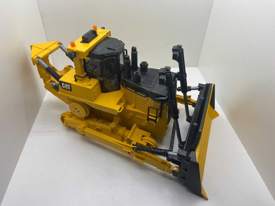 Spychacz duży Caterpillar - Bruder 2452
