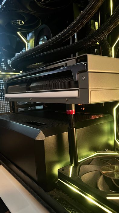 Sapphire NITRO+ OC RX 9070 XT64730269677057123