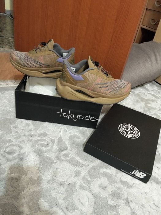 Кросівки New Balance FuelCell C_1 43
