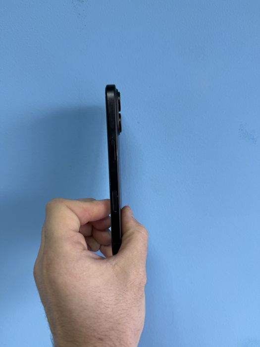 Apple Iphone 16 256Gb Black фізична сім