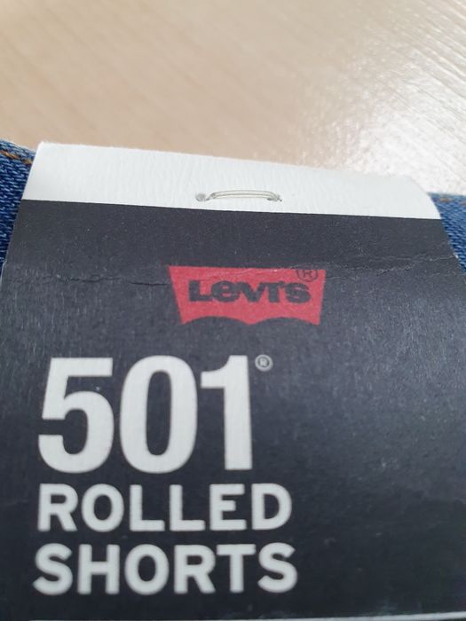Nowe damskie szorty Levi's 501 Rolled Shorts rozm. 28