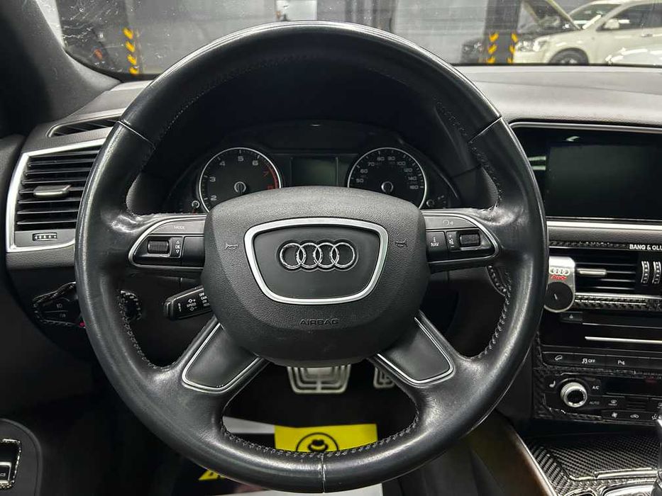 Audi Q5      2016