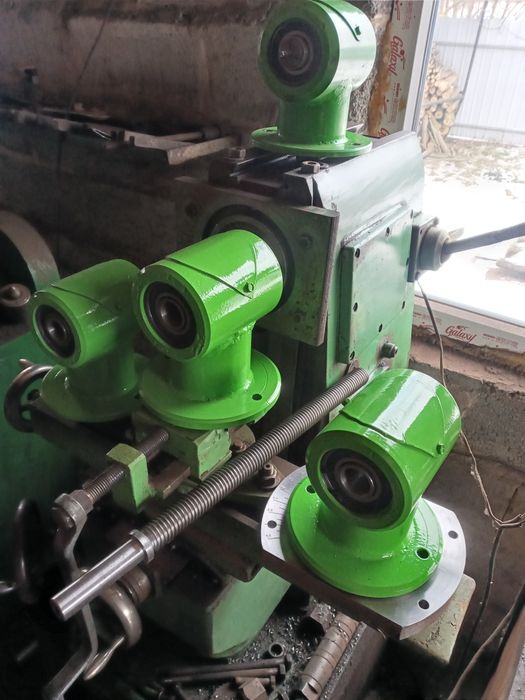 Продам вертикально-фрезерну головку для НГФ 110