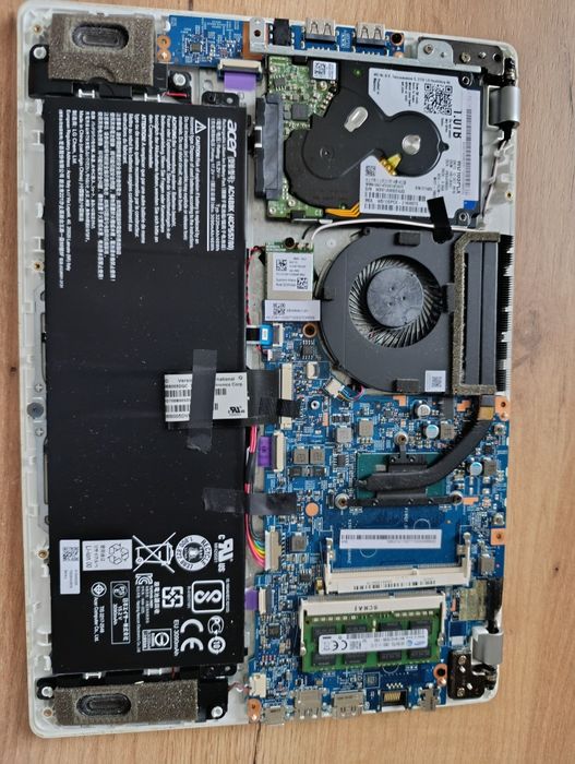 Laptop Acer aspire v 13