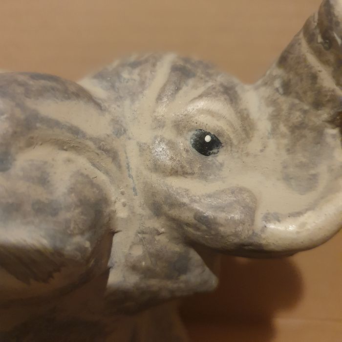 Słonik porcelana