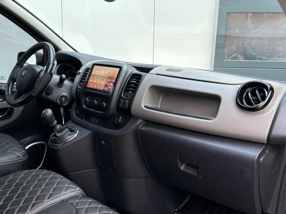 Renault Trafic      2015
