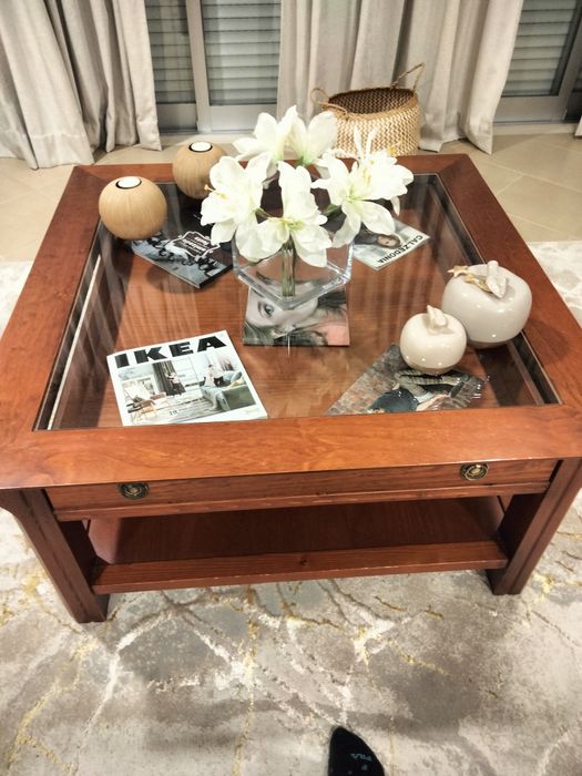 Mesa de centro cor cerejeira