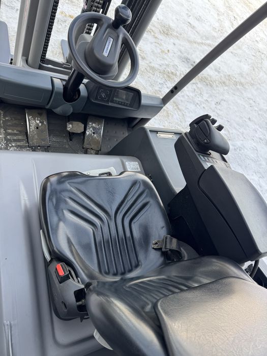 Електричний навантажувач Jungheinrich EFG 320 4400DZ